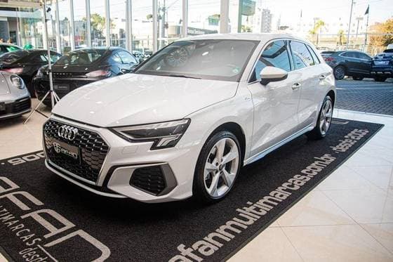 Carro 2.0 40 TFSI MHEV SPORTBACK S LINE S-TRONIC