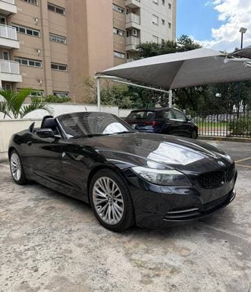 Carro 2.5 I6 GASOLINA SDRIVE23I AUTOMÁTICO