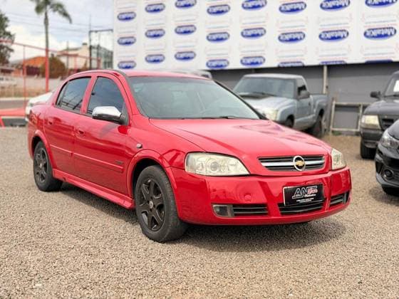 Carro 2.0 MPFI ADVANTAGE 8V FLEX 4P MANUAL