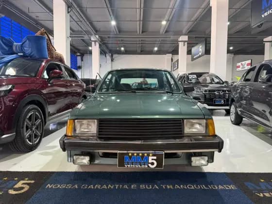 Carro 1.6 SL 8V GASOLINA 2P AUTOMÁTICO