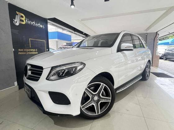 Carro 3.0 V6 BLUETEC DIESEL SPORT 4MATIC 9G-TRONIC