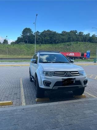 Carro 3.2 HPE 4X4 7 LUGARES 16V TURBO INTERCOOLER DIESEL 4P AUTOMÁTICO