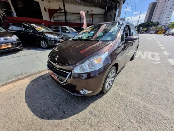 Carro 1.6 GRIFFE 16V FLEX 4P AUTOMÁTICO