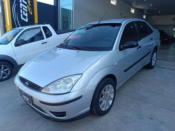 Carro 1.6 GL SEDAN 8V FLEX 4P MANUAL