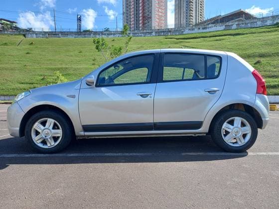 Carro 1.6 PRIVILÈGE 8V FLEX 4P MANUAL