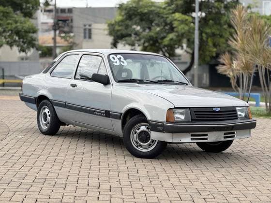 Carro 1.6 L 8V GASOLINA 2P MANUAL