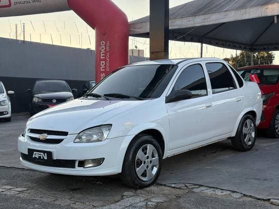 Carro 1.0 MPFI LS 8V FLEX 4P MANUAL