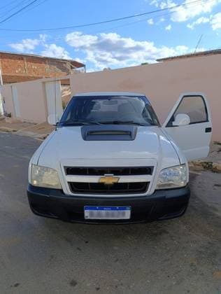 Carro 2.4 MPFI ADVANTAGE 4X2 8V FLEX 4P MANUAL