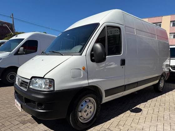 Carro 2.3 MAXICARGO 8V TURBO DIESEL 3P MANUAL