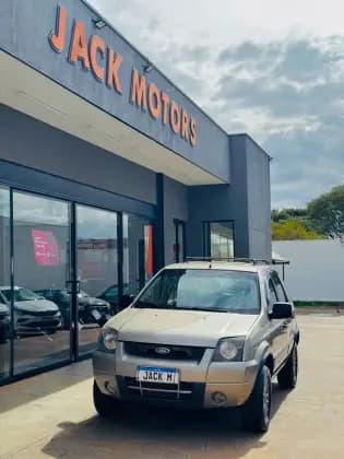 Carro 1.6 XLT 8V FLEX 4P MANUAL