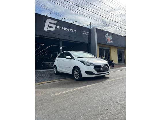 Carro 1.6 COMFORT PLUS 16V FLEX 4P AUTOMÁTICO