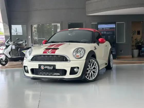 Carro 1.6 COUPE 16V 211CV GASOLINA 2P AUTOMÁTICO