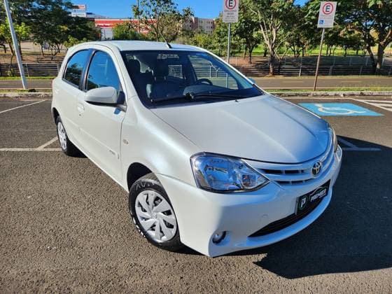 Carro 1.5 XS 16V FLEX 4P AUTOMÁTICO