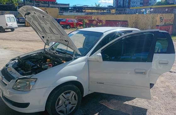 Carro 1.0 MPFI LS 8V FLEX 4P MANUAL