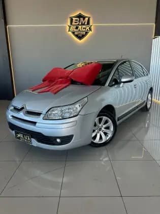 Carro 1.6 GLX 16V FLEX 4P MANUAL