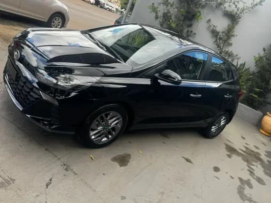 Carro 1.0 12V FLEX LIMITED MANUAL