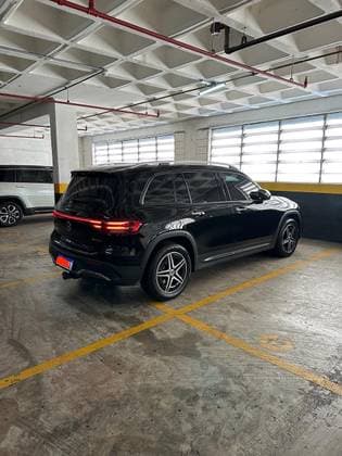 Carro 66,5 KW ELÉTRICO 4MATIC