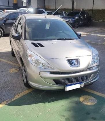 Carro 1.4 XR 8V FLEX 4P MANUAL