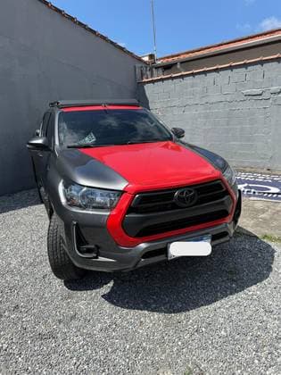 Carro 2.8 D-4D TURBO DIESEL CD SRV 4X4 AUTOMÁTICO