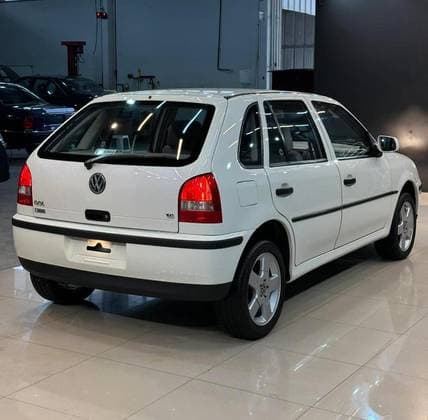 Carro 1.6 MI 8V GASOLINA 2P MANUAL G.III