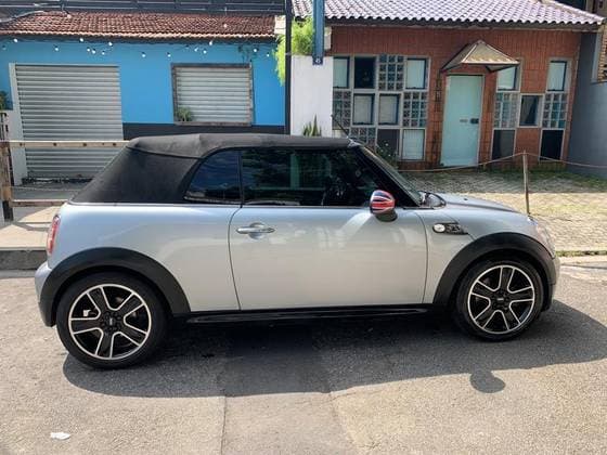 Carro 1.6 S CABRIO 16V GASOLINA 2P AUTOMÁTICO