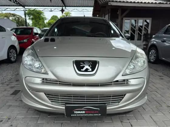 Carro 1.4 XR 8V FLEX 4P MANUAL
