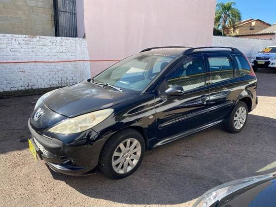 Carro 1.6 SW XS 16V FLEX 4P AUTOMÁTICO