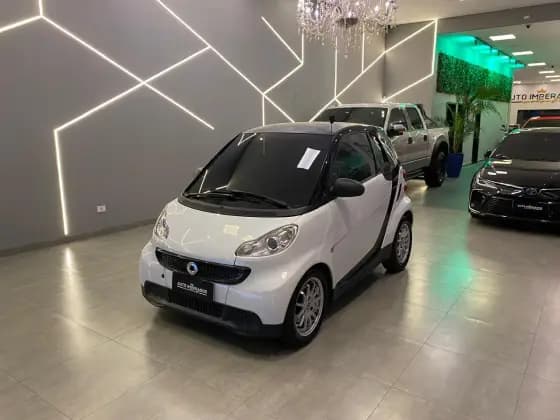 Carro 1.0 MHD COUPÉ 3 CILINDROS 12V GASOLINA 2P AUTOMÁTICO