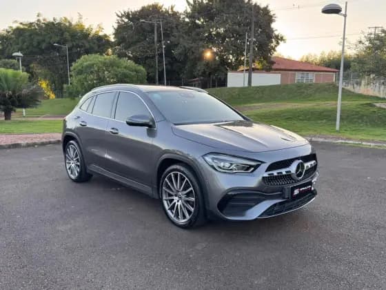 Carro 1.3 GCI GASOLINA AMG LINE 7G-DCT