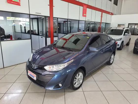 Carro 1.5 16V FLEX SEDAN XL MULTIDRIVE