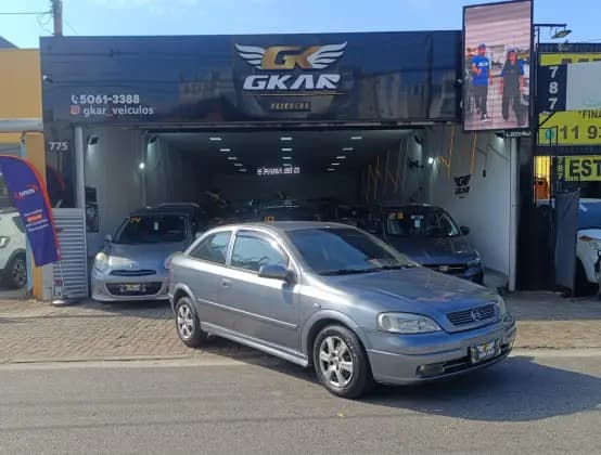 Carro 1.8 MPFI GL 8V ÁLCOOL 2P MANUAL
