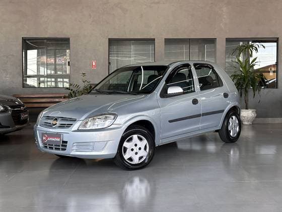 Carro 1.0 MPFI SPIRIT 8V FLEX 4P MANUAL