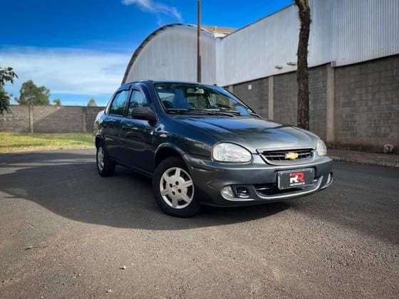 Carro 1.0 MPFI LIFE 8V FLEX 4P MANUAL