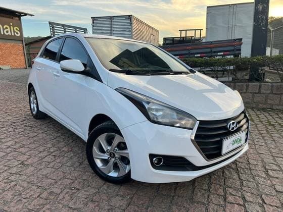 Carro 1.6 COMFORT STYLE 16V FLEX 4P MANUAL