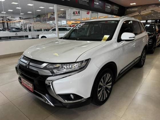 Carro 2.0 MIVEC GASOLINA HPE AUTOMÁTICO