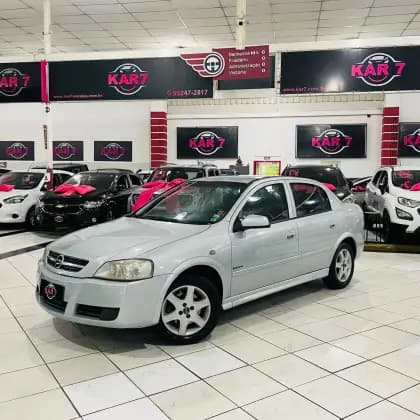 Carro 2.0 MPFI ADVANTAGE SEDAN 8V FLEX 4P MANUAL