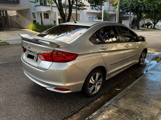 Carro 1.5 LX 16V FLEX 4P AUTOMÁTICO