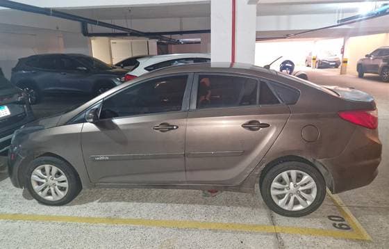Carro 1.6 5 ANOS 16V FLEX 4P AUTOMÁTICO