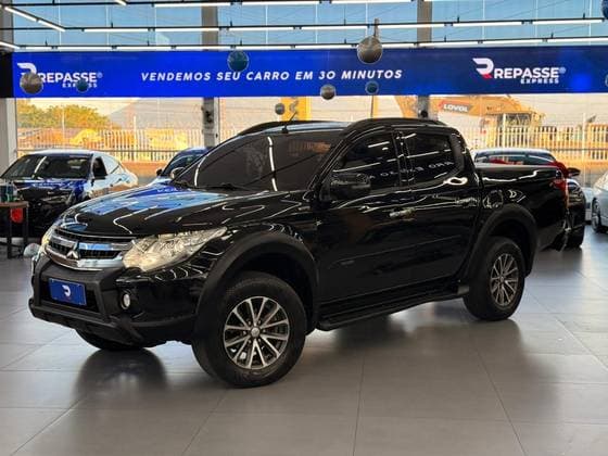 Carro 2.4 16V TURBO DIESEL OUTDOOR HPE-S CD 4X4 AUTOMÁTICO