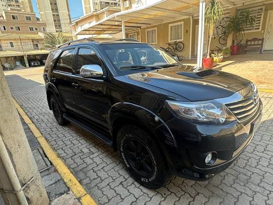 Carro 3.0 SRV 4X4 16V TURBO INTERCOOLER DIESEL 4P AUTOMÁTICO