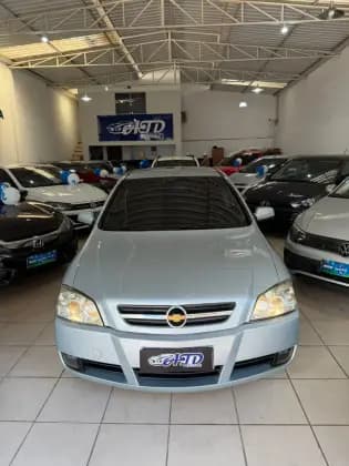 Carro 2.0 MPFI ADVANTAGE SEDAN 8V FLEX 4P MANUAL