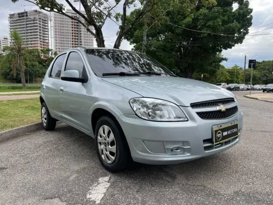 Carro 1.0 MPFI LT 8V FLEX 4P MANUAL