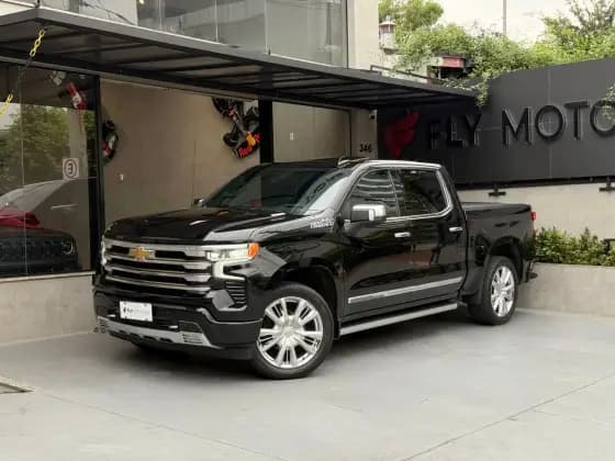 Carro 3.0 V6 DURAMAX DIESEL 1500 HIGH COUNTRY 4WD AUTOMÁTICO