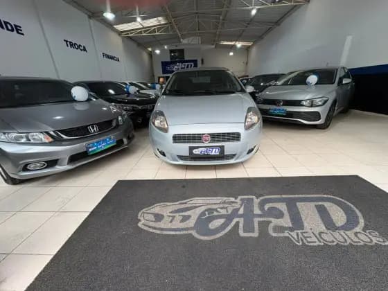 Carro 1.4 ATTRACTIVE ITALIA 8V FLEX 4P MANUAL