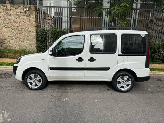 Carro 1.8 MPI ESSENCE 7L 16V FLEX 4P MANUAL