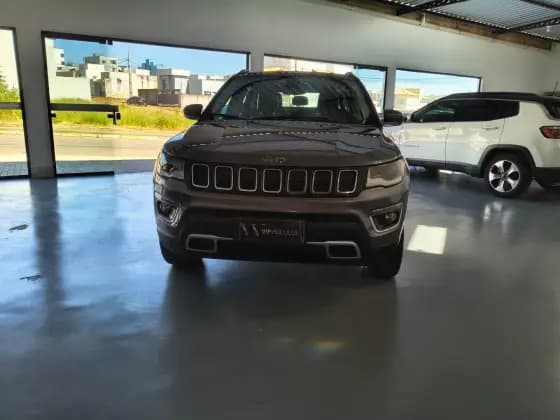 Carro 2.0 16V DIESEL LIMITED 4X4 AUTOMÁTICO