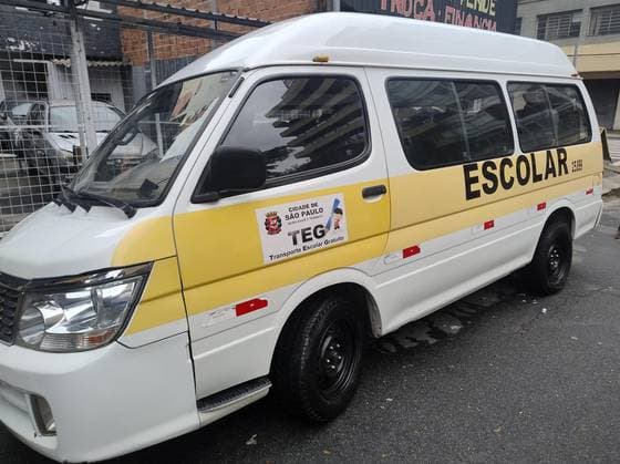 Carro 2.2 L ESCOLAR 16V GASOLINA 3P MANUAL