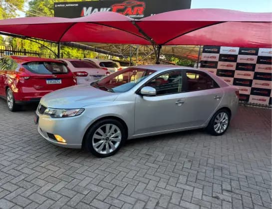 Carro 1.6 SX E.233 16V GASOLINA 4P AUTOMÁTICO
