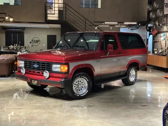 Carro 4.1 CUSTOM DE LUXE 12V GASOLINA 2P MANUAL