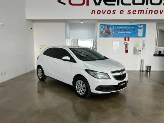 Carro 1.4 MPFI LT 8V FLEX 4P MANUAL